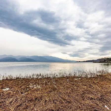 فيلة Charming On The Shore Of Sapanca